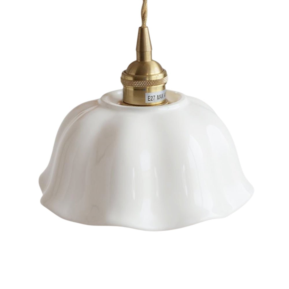 Lámpara colgante de flor blanca. Aporta un toque minimalista retro a la iluminación decorativa de tu hogar con estilo.