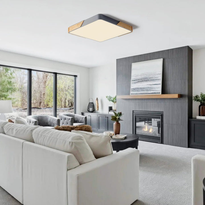 Iluminación moderna LED de techo cuadrada con detalles de madera, regulable para ambientes interiores.