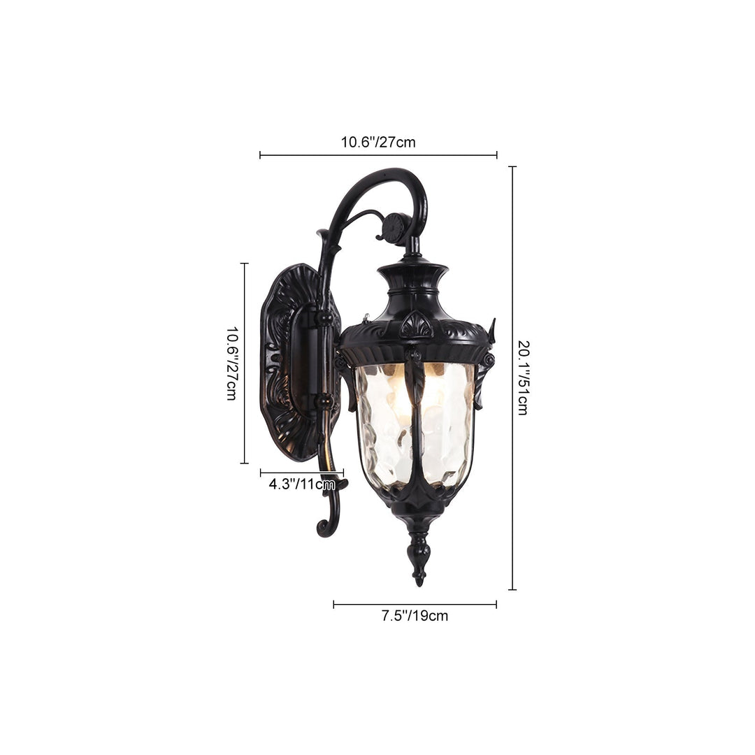 Iluminación de jardín tradicional con farol de pared exterior, vidrio martillado para un efecto único.