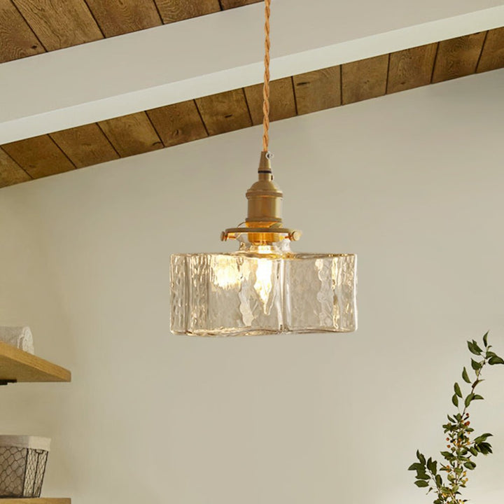 Lámpara diseño retro cuadrada, 1 luz, vidrio martillado. Crea luz ambiente acogedora.