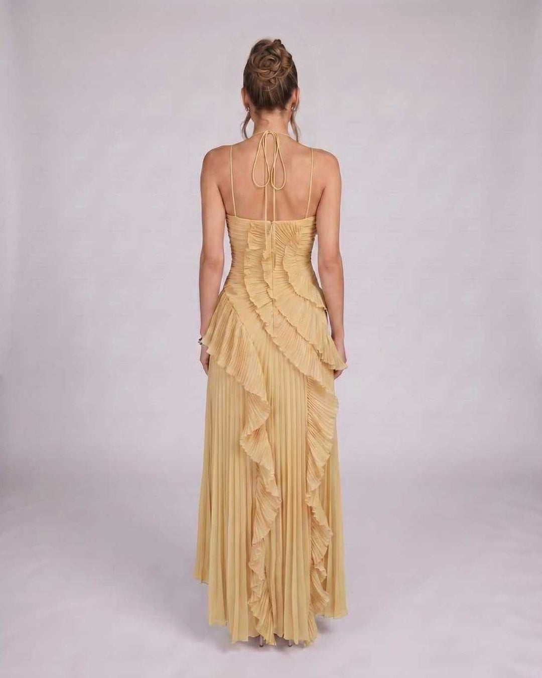 Vestido de fiesta asimétrico para mujer, elegante y con movimiento, para ocasiones especiales.