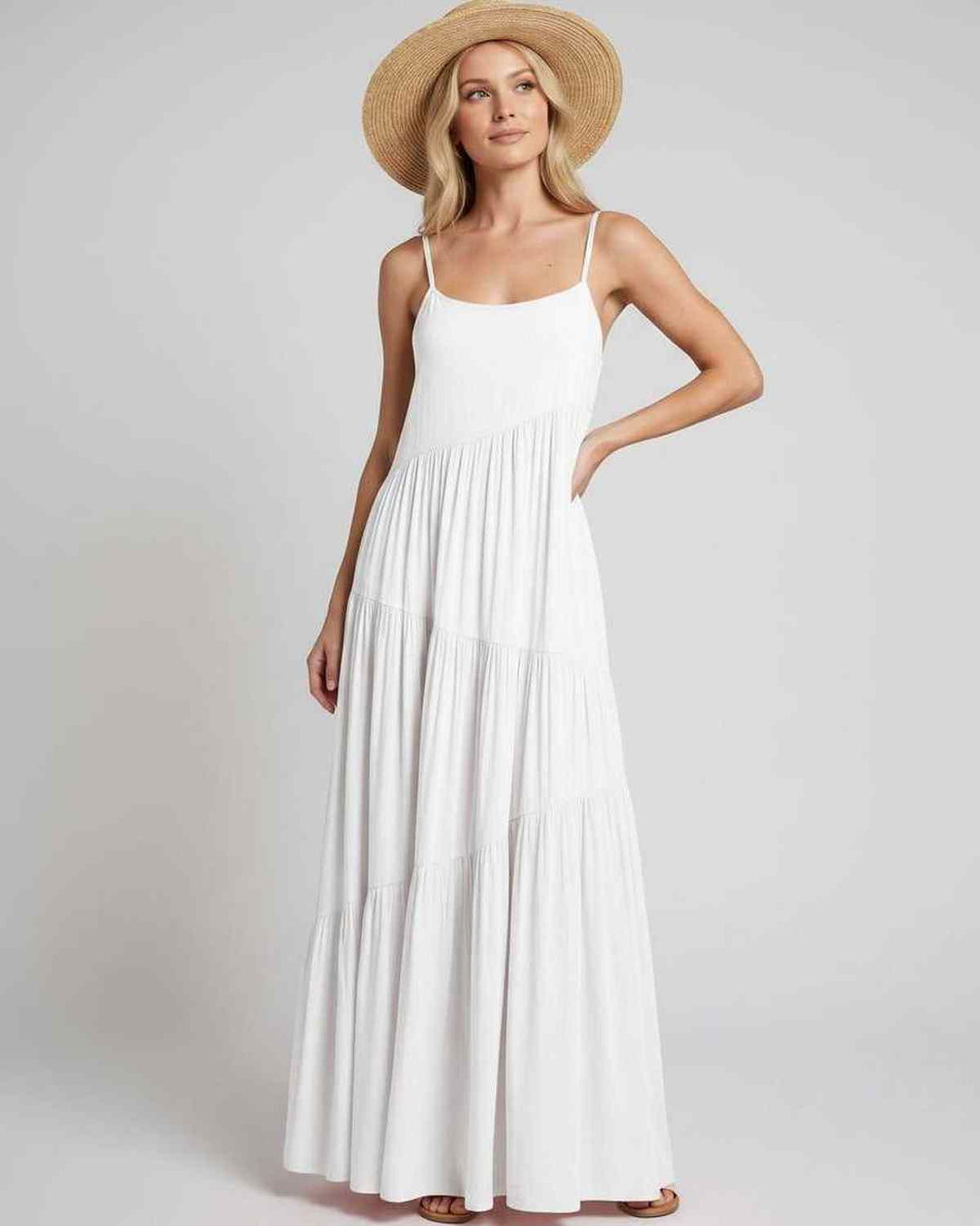 Cómodo vestido maxi fluido para vacaciones tropicales.