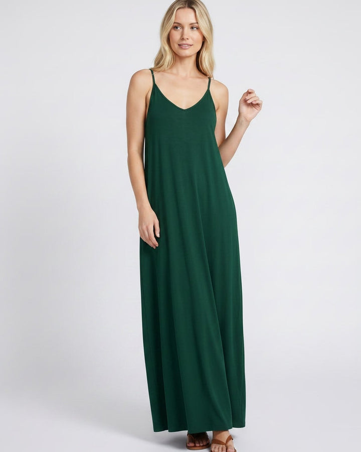 Elegante vestido maxi con escote en V y bolsillos, para fiestas o vacaciones de verano.