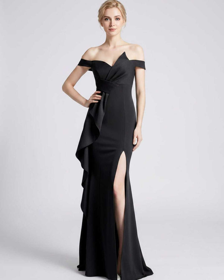 Vestido largo y sofisticado para eventos formales. Corte sirena con estilo.