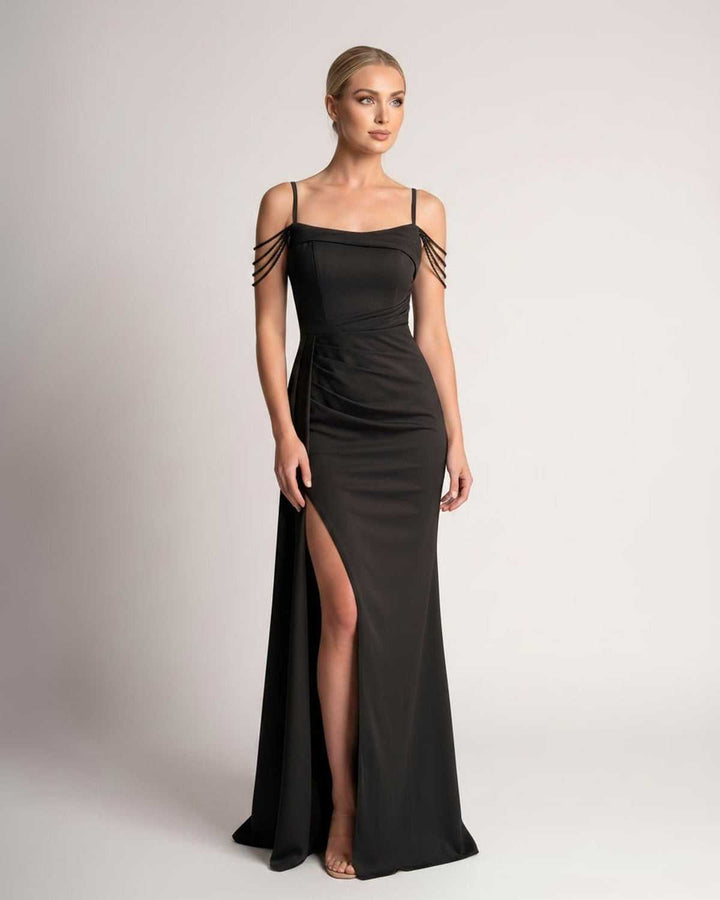Vestido de fiesta silueta sirena, perfecto para primavera verano.