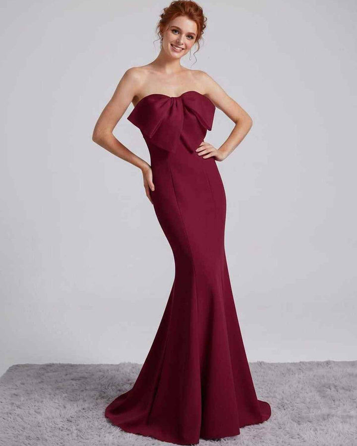 Vestido largo de noche, corte sirena, perfecto para invitadas o eventos muy formales.