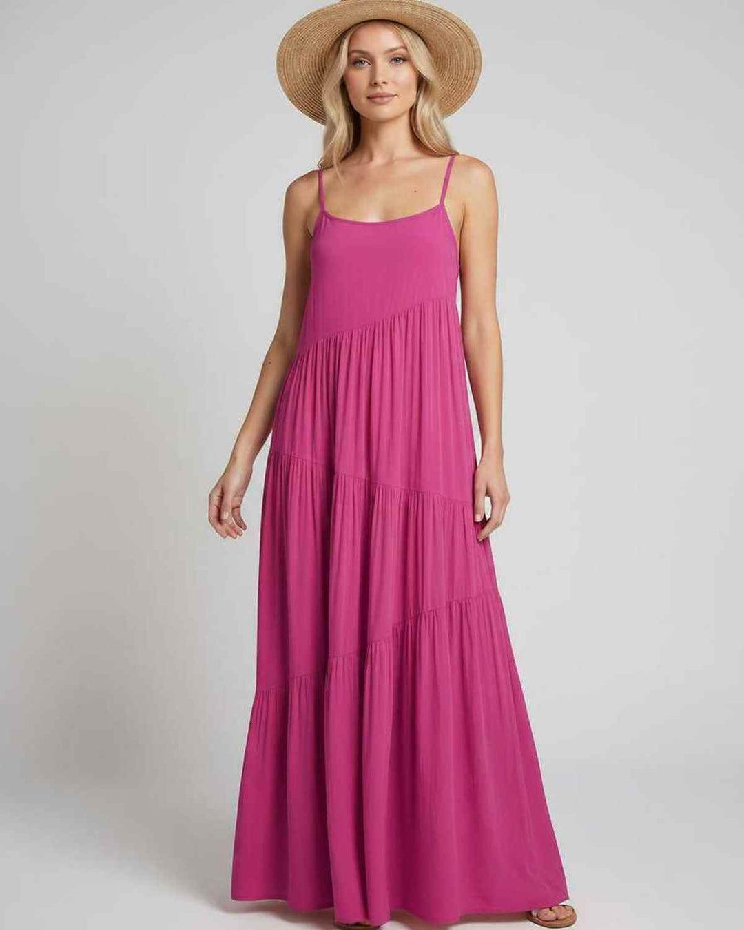 Vestido casual de mujer, fluido y perfecto para el verano.