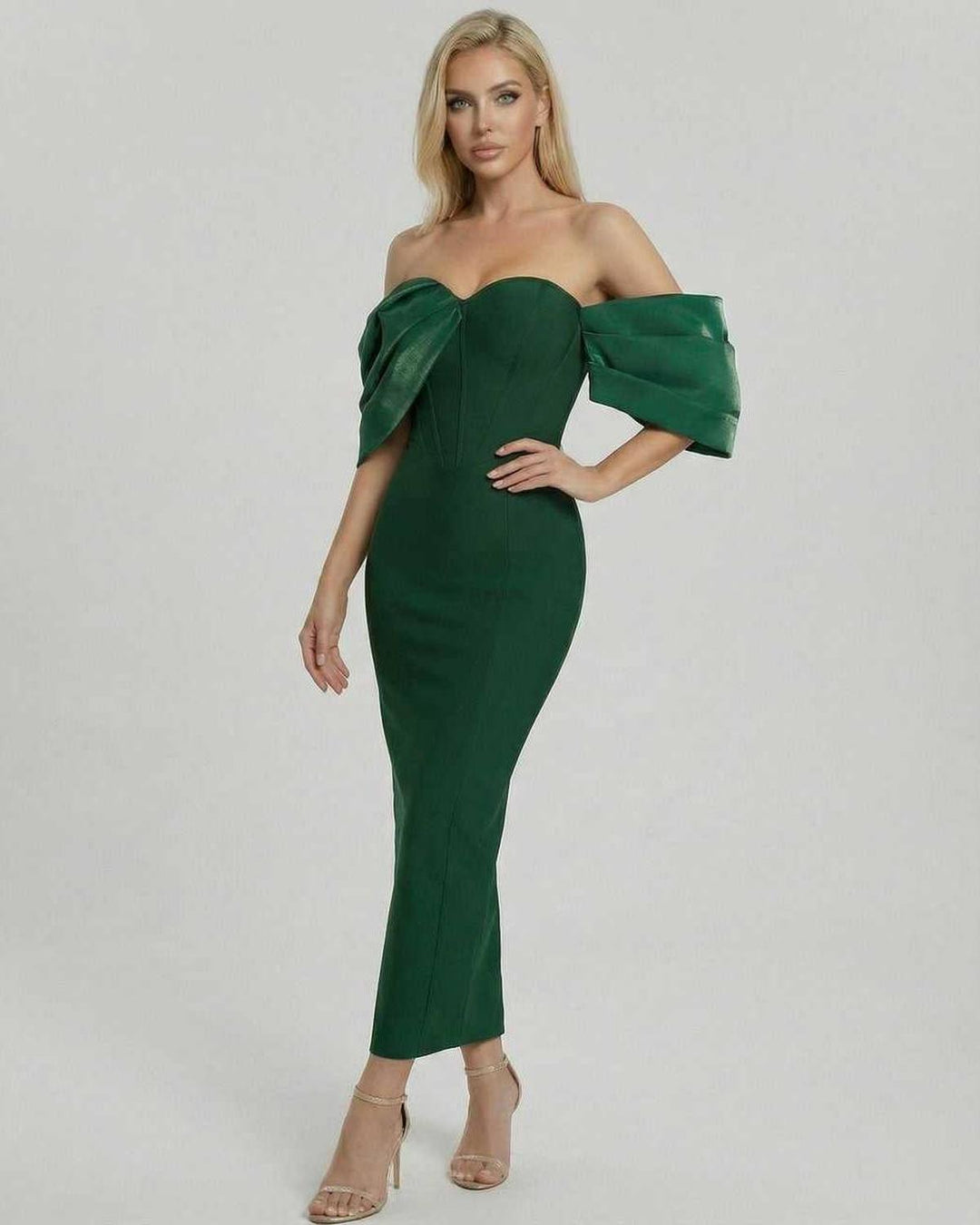 Vestido midi Verona con diseño esculpido, elegante para mujer, perfecto para eventos especiales.