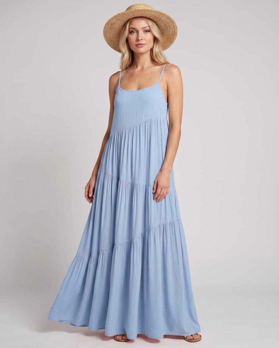 Vestido maxi casual, sin mangas, ideal para días calurosos.