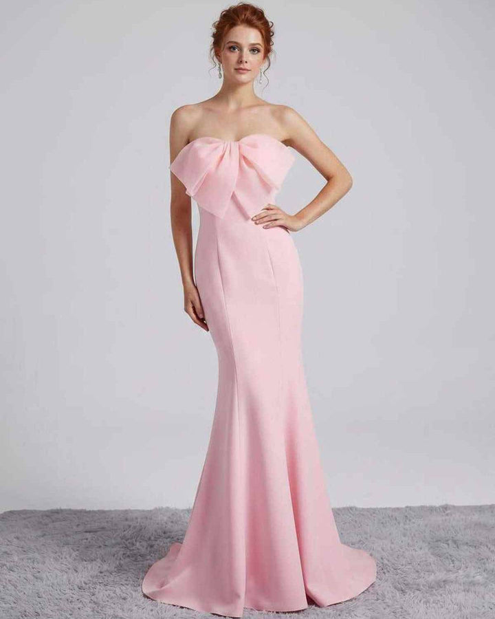 Vestido formal sin mangas, estilo sirena, ideal como vestido de invitada de boda.