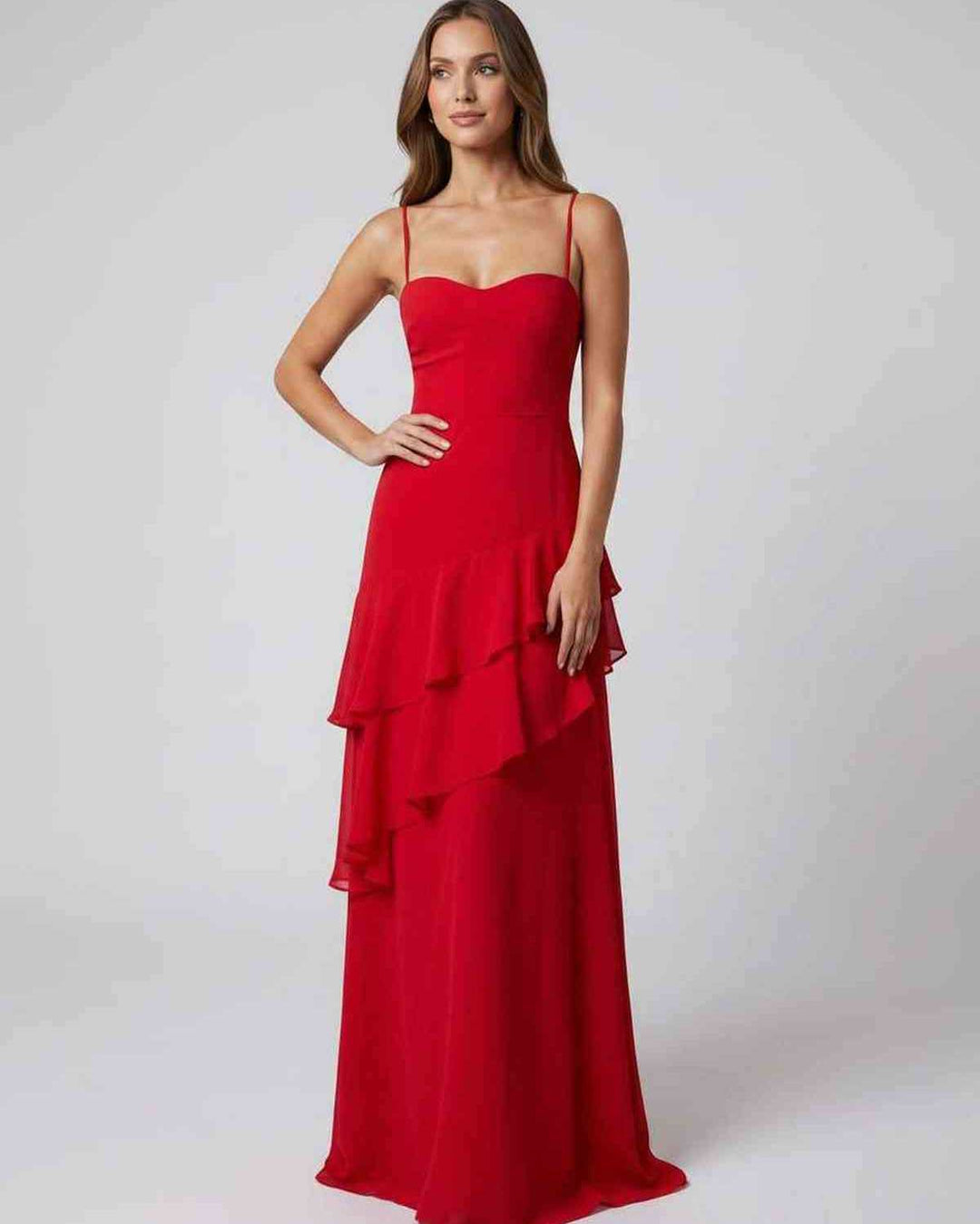 Vestido de noche glamuroso con volantes en la falda, escote V y silueta ajustada para mujer.