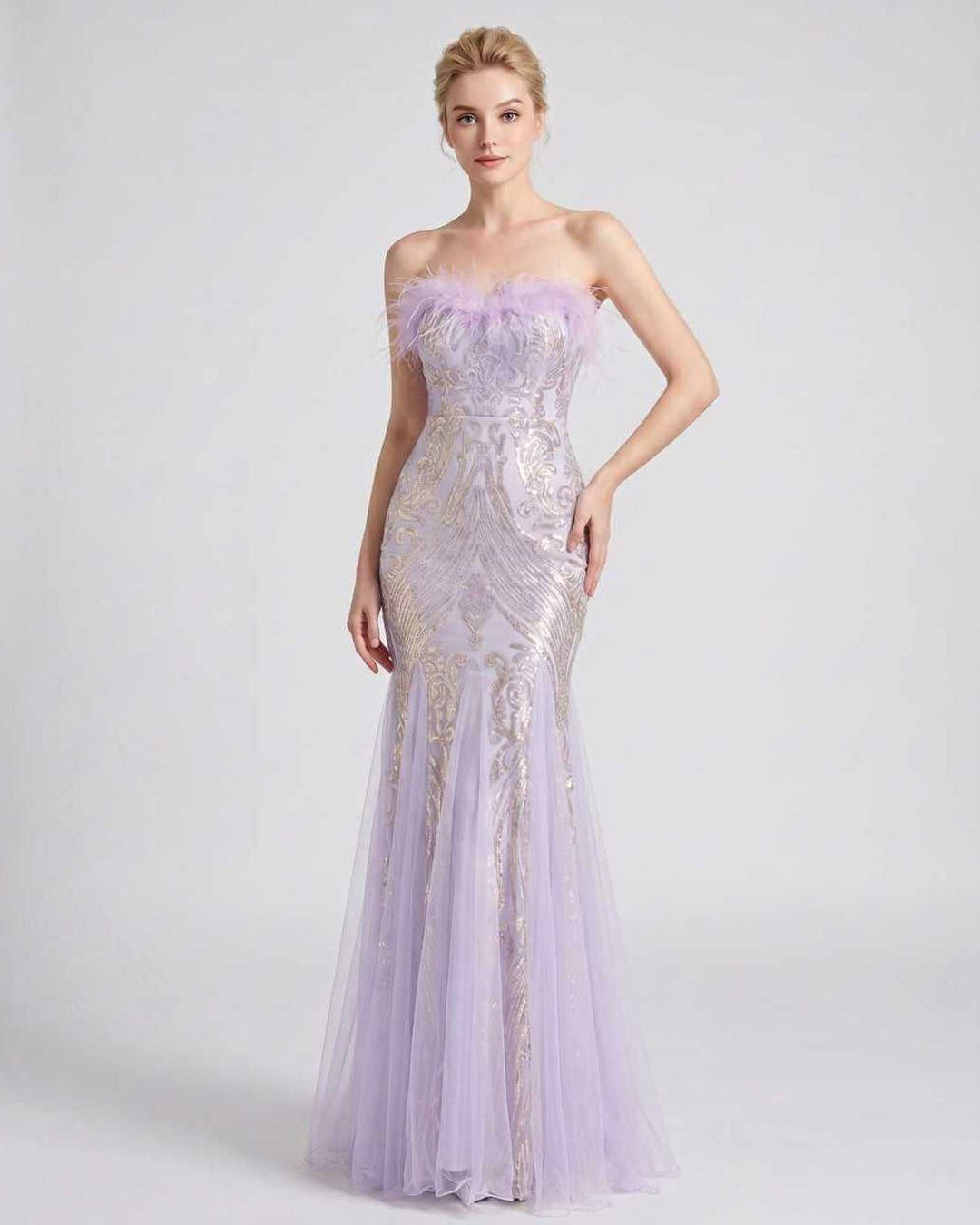Vestido maxi de fiesta con plumas y lentejuelas, sin mangas, para ocasión especial.