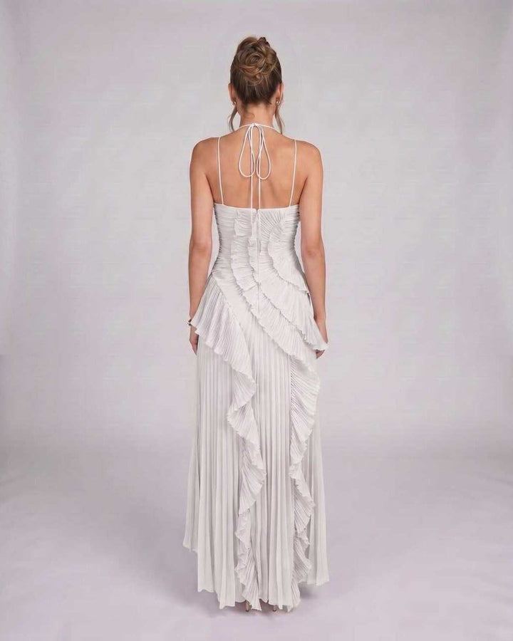 Vestido de verano asimétrico fluido para mujer, cuello halter, moda elegante para ocasiones.