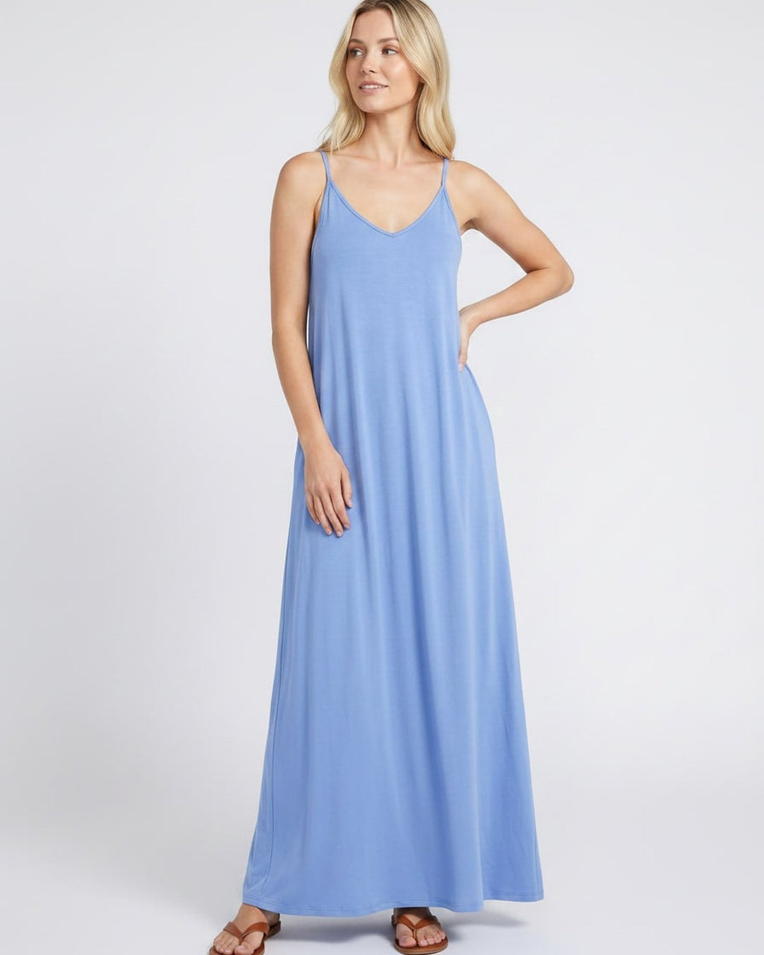 Ropa de playa: vestido maxi con escote V, sin mangas y bolsillos, para mujer.