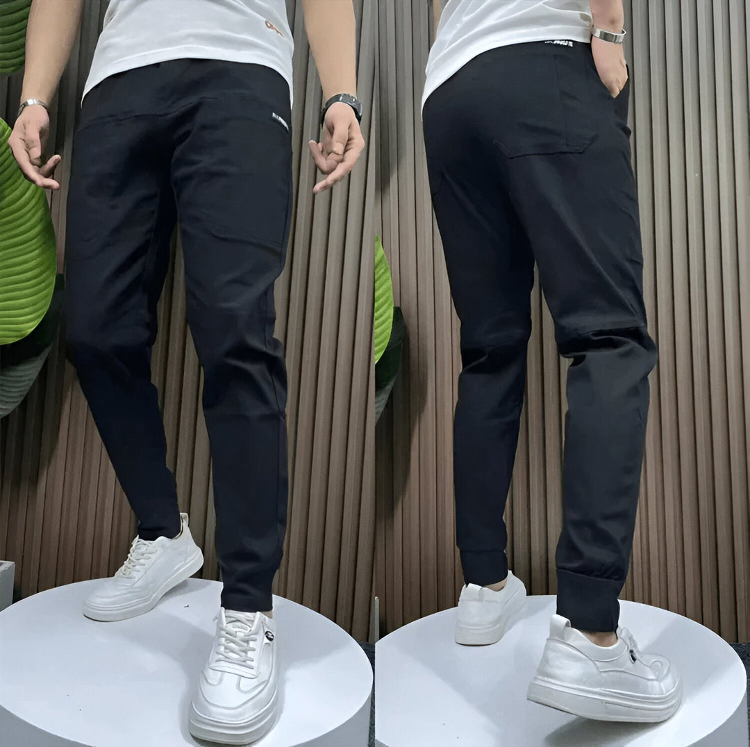 Pantalones cargo de hombre versátiles, tejido elástico para máximo confort en vestuario casual.