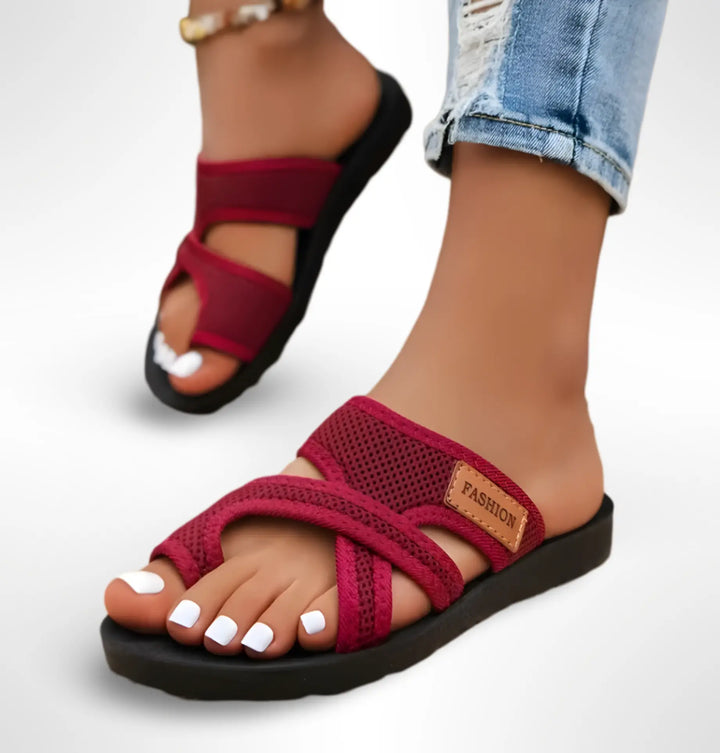 Calzado para juanetes y hallux valgus. Sandalias ortopédicas de mujer con soporte y comodidad duradera.