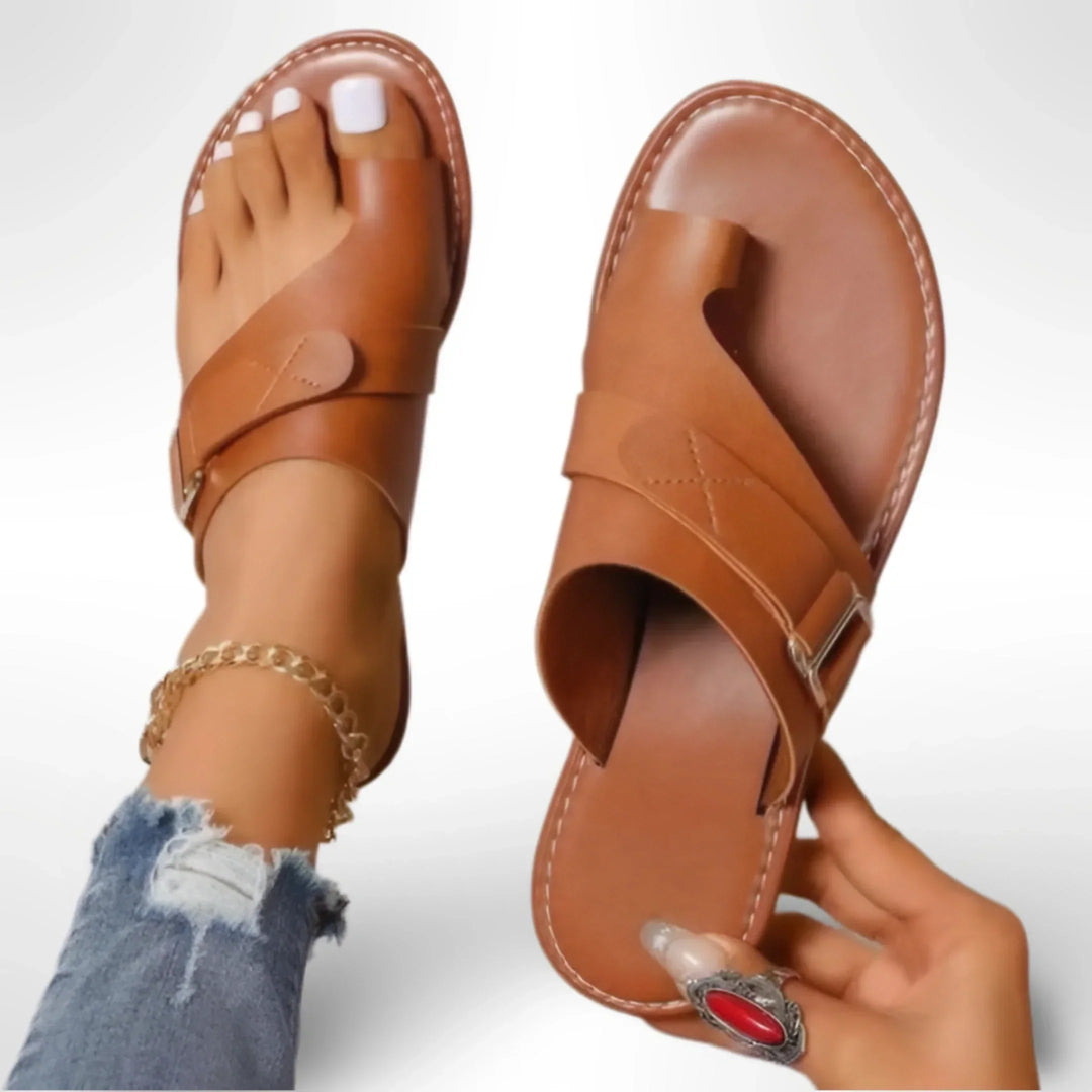Sandalias ortopédicas ajustables para mujer, ideales para confort diario y soporte en verano, alivian dolor de pies.