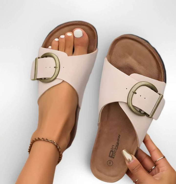 Sandalias ortopédicas de mujer con estilo casual y confort anatómico duradero para verano.