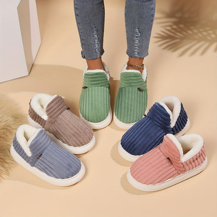 Zapatillas suaves de felpa para mujer, cómodas y cálidas para el hogar.