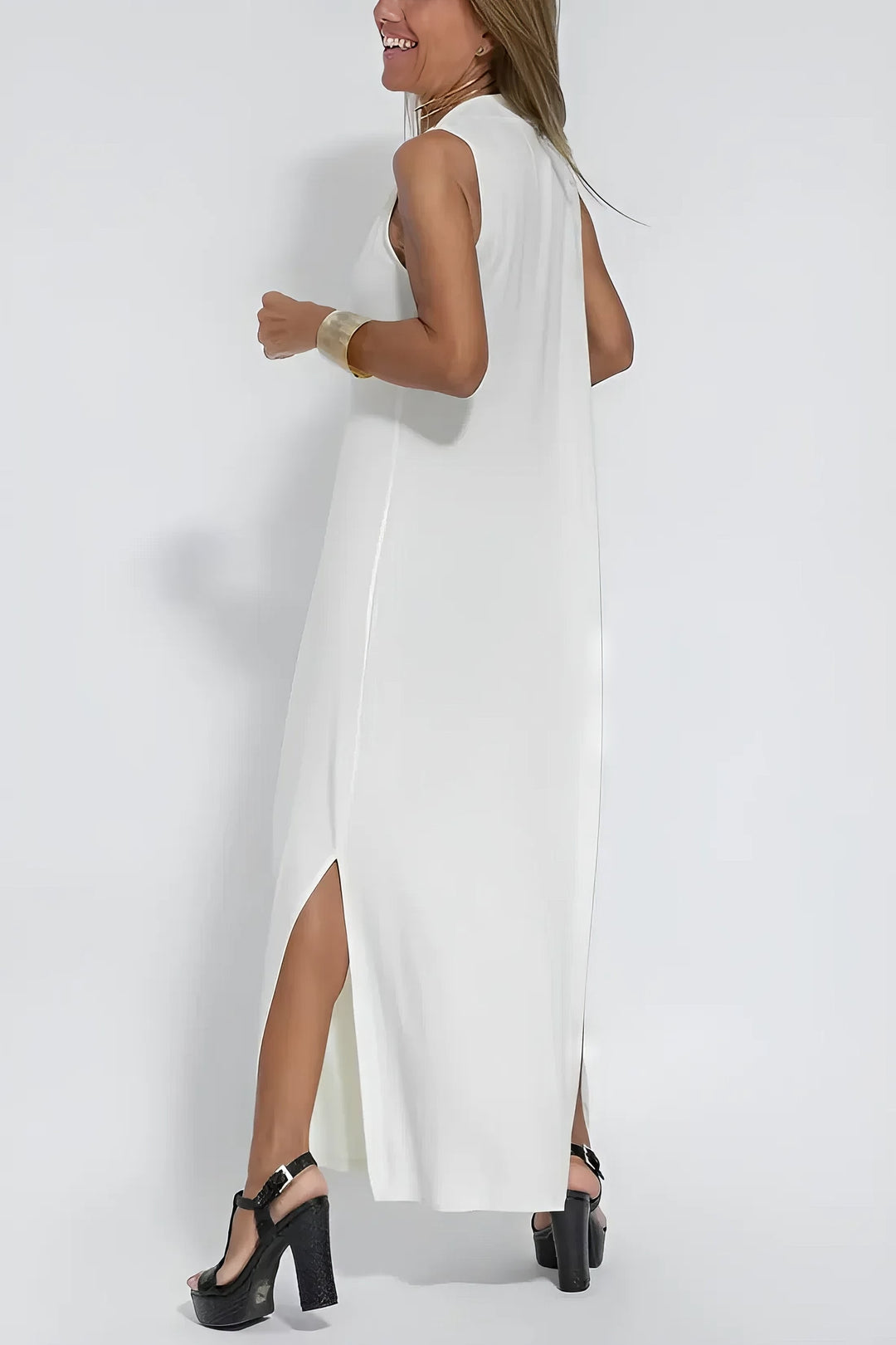 Moda curvy: vestido largo casual sin mangas con cuello V, versátil y perfecto para el verano.