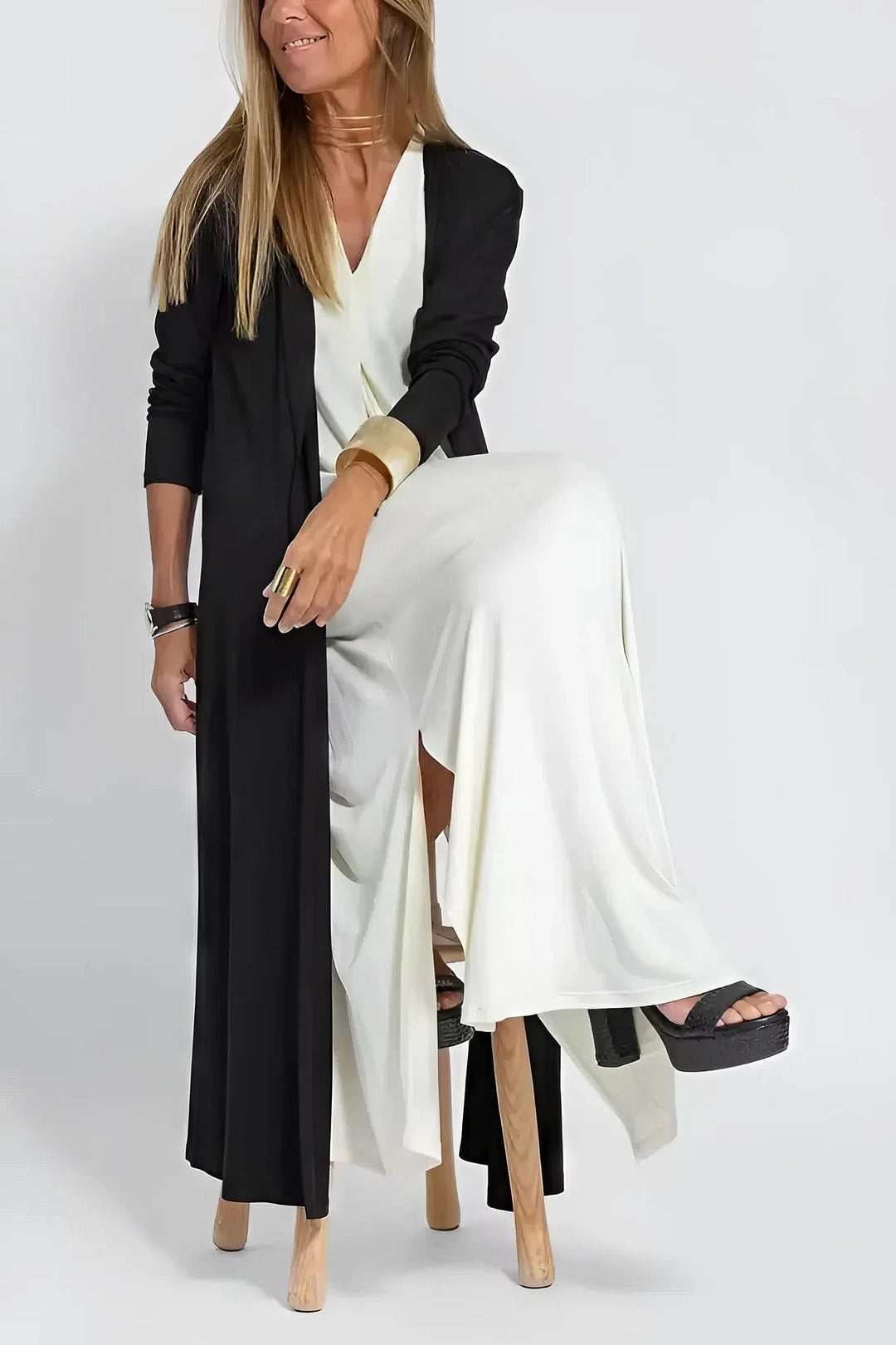 Vestido sin mangas de moda para mujeres de talla grande, escote en V, largo y fluido para verano.