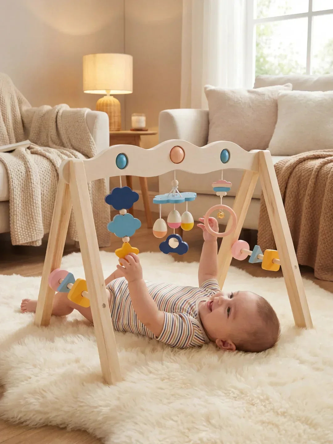 Arco de actividades de madera, gimnasio sensorial para bebés. Materiales seguros y duraderos.