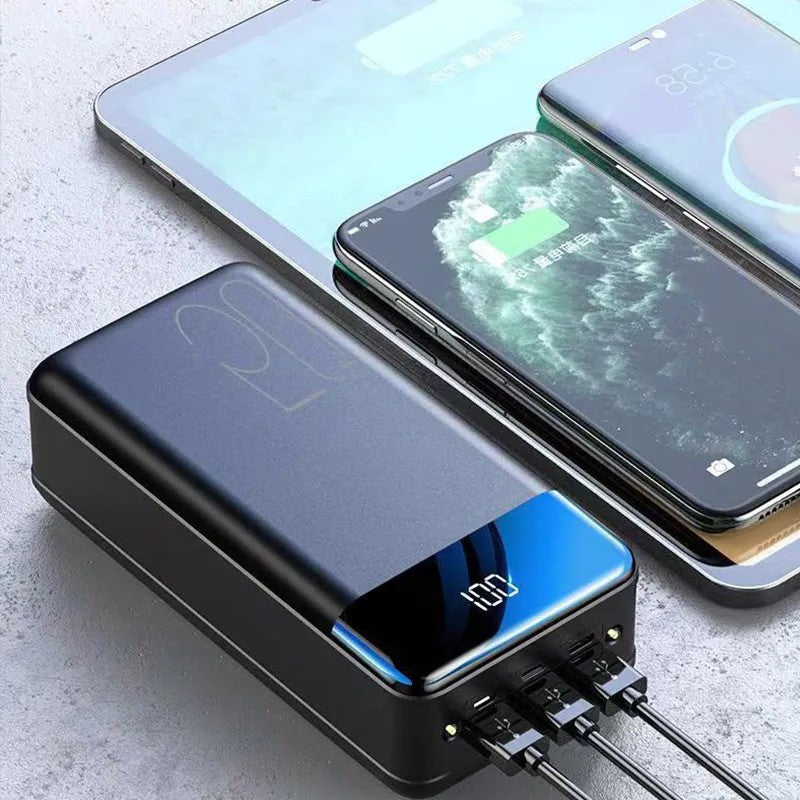 Powerbank portátil negro de 50000 mAh, la solución de energía para tus dispositivos en movimiento.
