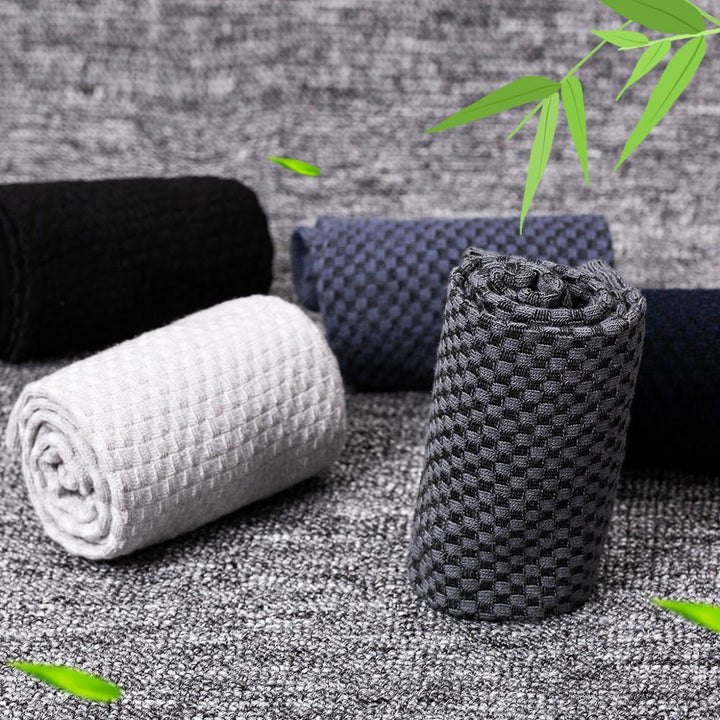 Calcetines de bambú transpirables para hombres, pack de 5. Perfectos para el confort y la higiene diaria.