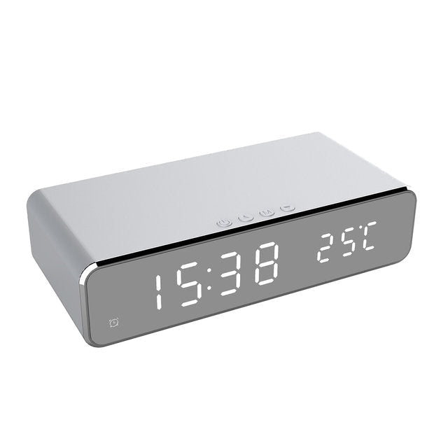 Reloj despertador con cargador inalámbrico 10W para móvil, pantalla LED y termómetro. Ideal para oficina y hogar.