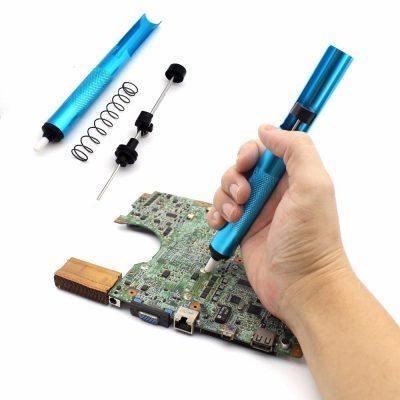 Grabado en cuero: Muestra de patrones artísticos logrados con el kit multiusos de pirograbado.