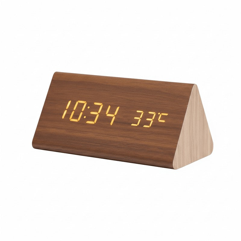Decorativo reloj de madera con luz LED. Control por voz y alarma programable, ideal para escritorios modernos.