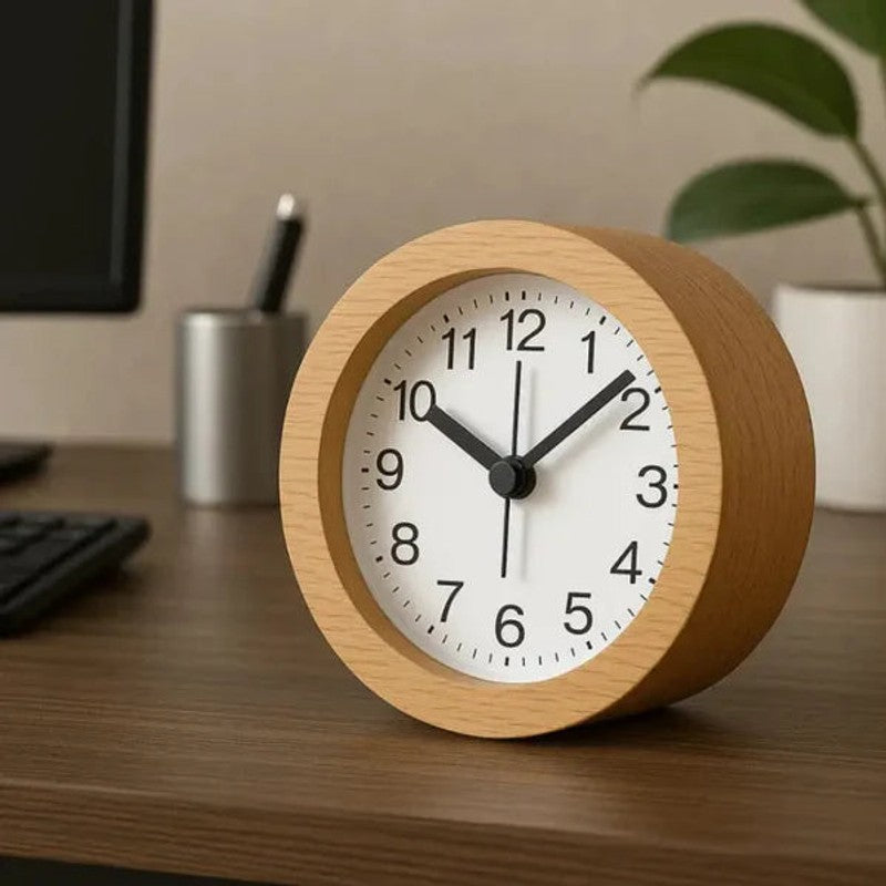 Reloj despertador de madera para mesilla de noche, con pantalla LED y esfera blanca.