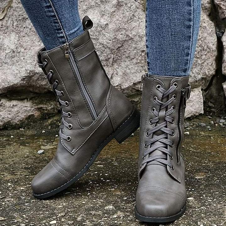 Botas de otoño mujer, militares con cordones, cremallera lateral, calzado versátil y moderno.