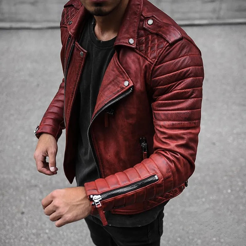 Chaqueta de cuero entallada para hombre, estilo biker con cuello y solapas. Perfecta para un look casual moderno.
