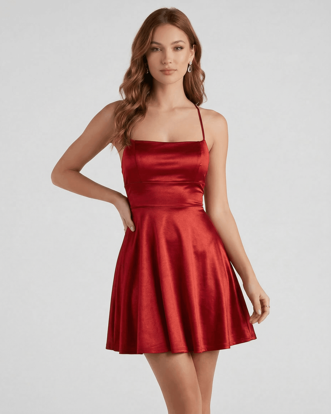 Elegante vestido mini rojo rubí para mujer, ideal para fiestas y ocasiones especiales. Moda femenina glamurosa.