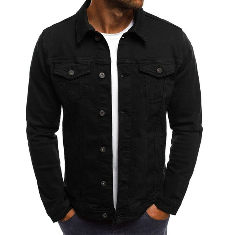 Estilosa chaqueta vaquera de hombre en denim, con diseño casual y ajuste relajado para cualquier ocasión.