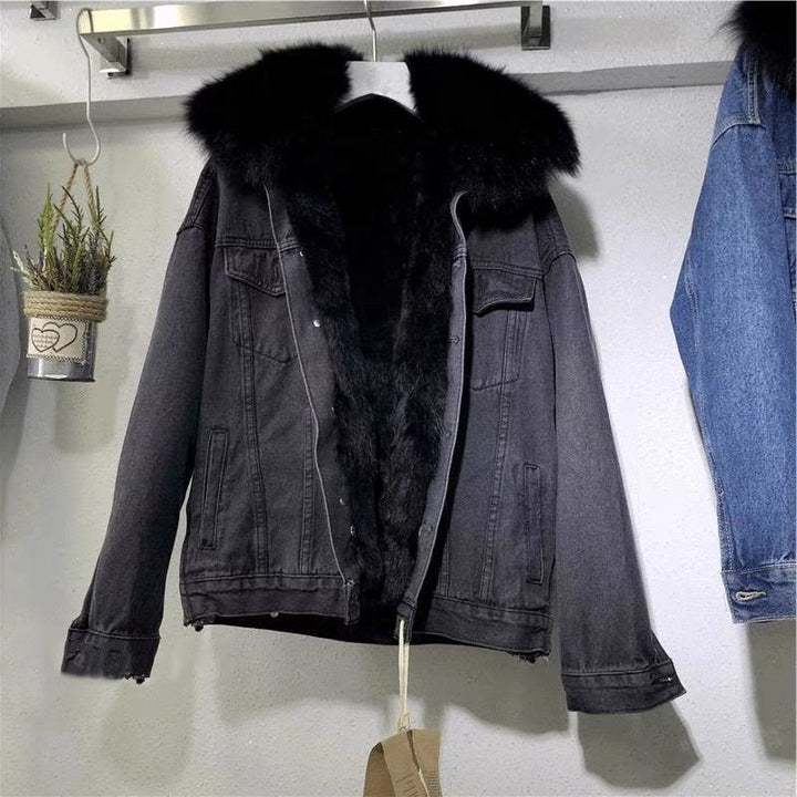 Abrigo vaquero clásico de mujer. Chaqueta denim versátil con forro, perfecta para otoño e invierno. Estilo casual.