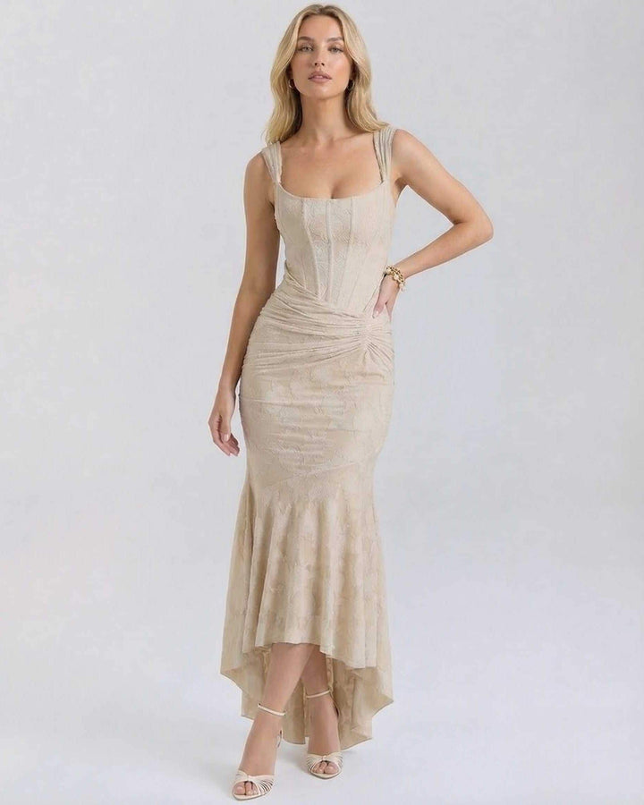 Vestido formal maxi sable para mujer, color nude floral, elegante cuello cuadrado y silueta de cola de pez.