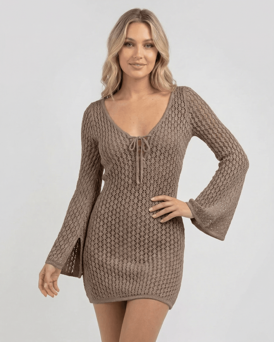 Salida de baño de ganchillo marrón para mujer, estilo bohemio chic. Perfecta para playa y resort.
