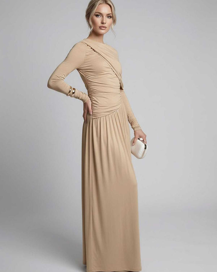 Elegante vestido maxi Sahara beige para mujer, formal o fiesta, manga larga, drapeado fluido, ideal invitada boda.