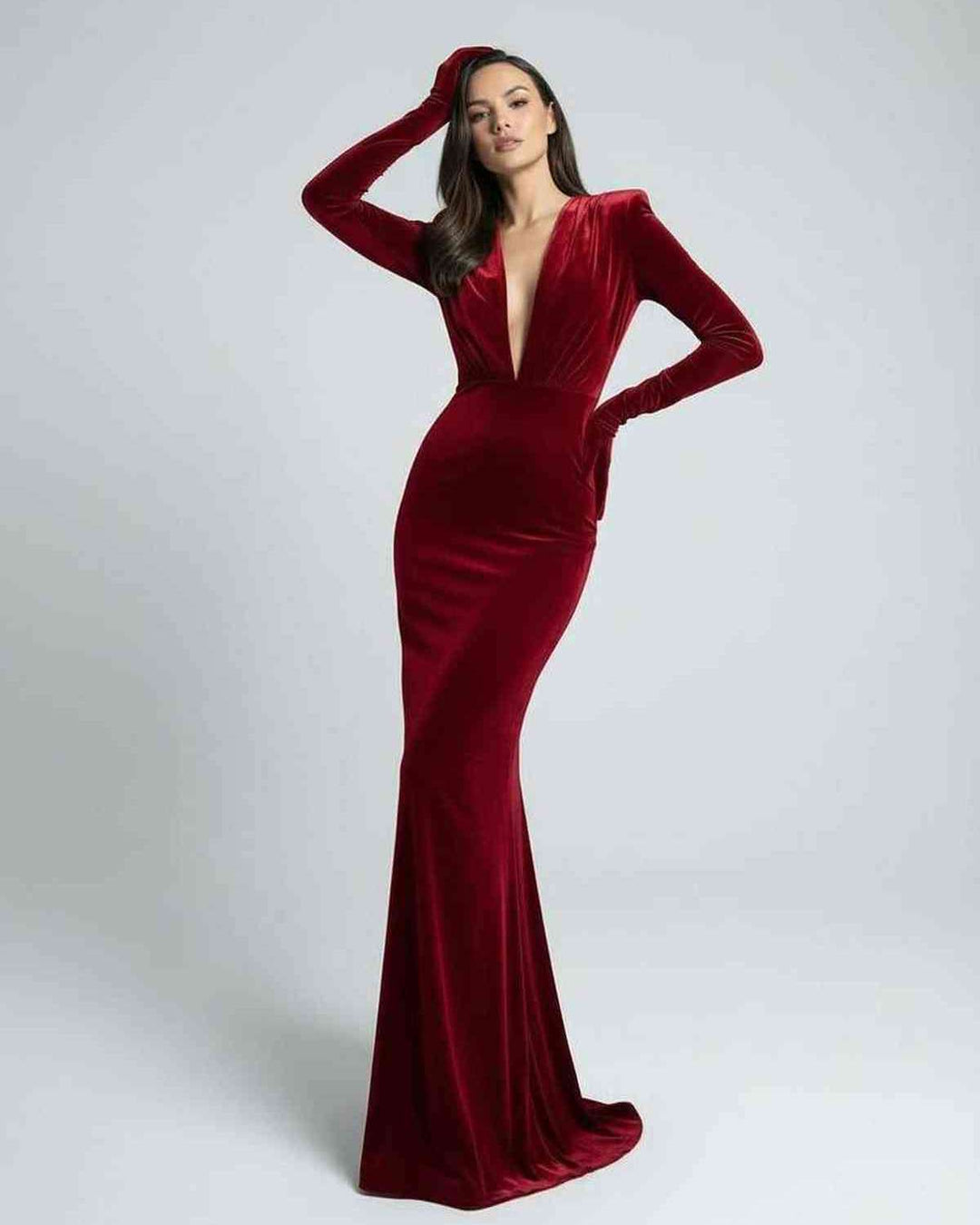 Vestido maxi formal escarlata para mujer, elegante y festivo con escote V, ideal para noches especiales.