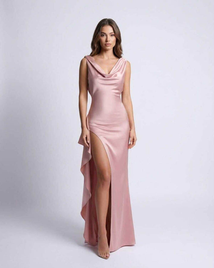 Vestido maxi rosa estampado para mujer, elegante y sin mangas con cuello de pila. Ideal para noche o fiesta.