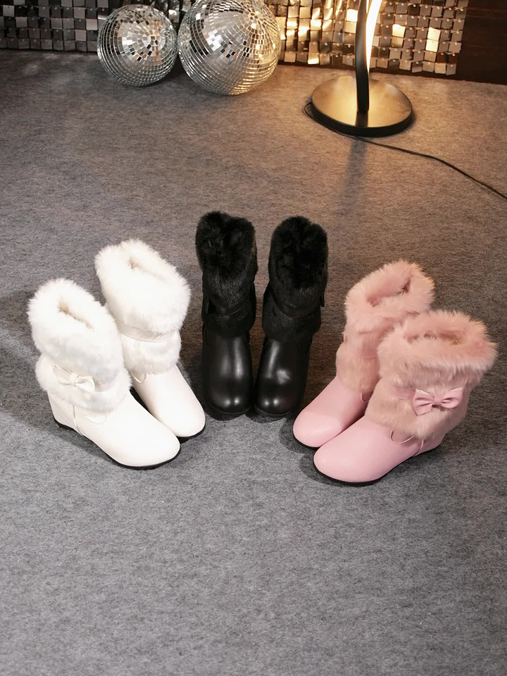 Botas invernales femeninas con plataforma. Forro que aporta calidez y comodidad. Calzado perfecto para el frío.