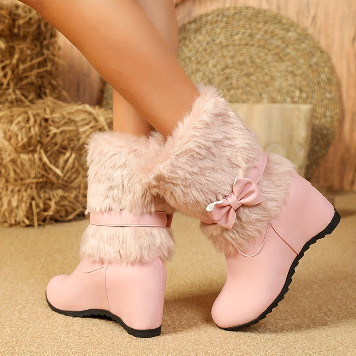 Botas cálidas y confortables para mujer. Calzado invernal con plataforma, esencial para la moda de invierno.