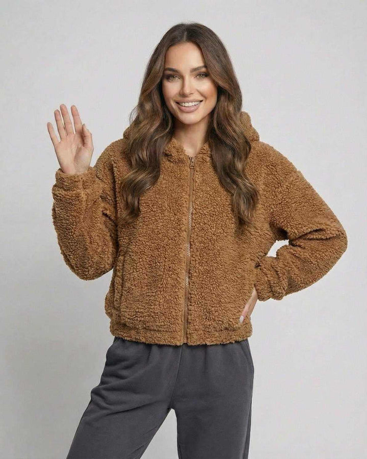 Comodidad y estilo: Chaqueta Sienna abrigadora con cremallera para mujeres, color marrón.