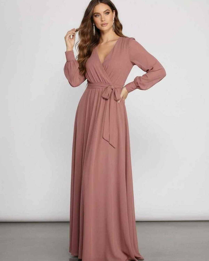 Vestido de gala elegante para mujer, rosa empolvado, estilo maxi con silueta A-Line y manga larga.
