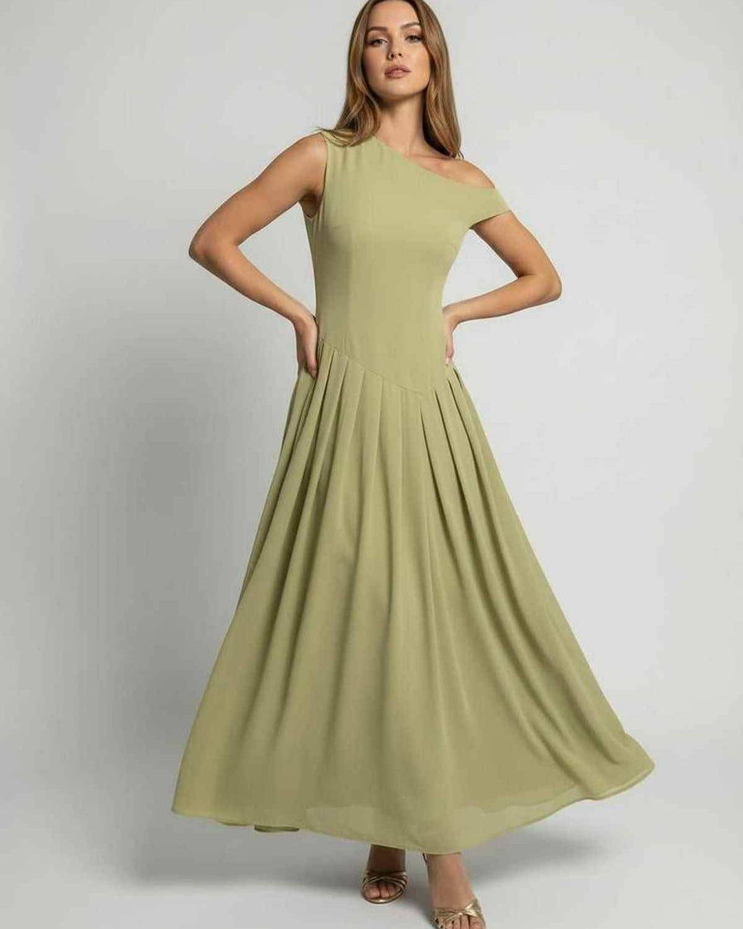 Vestido maxi verde salvia de mujer, estilo asimétrico de un hombro. Ideal para eventos formales.