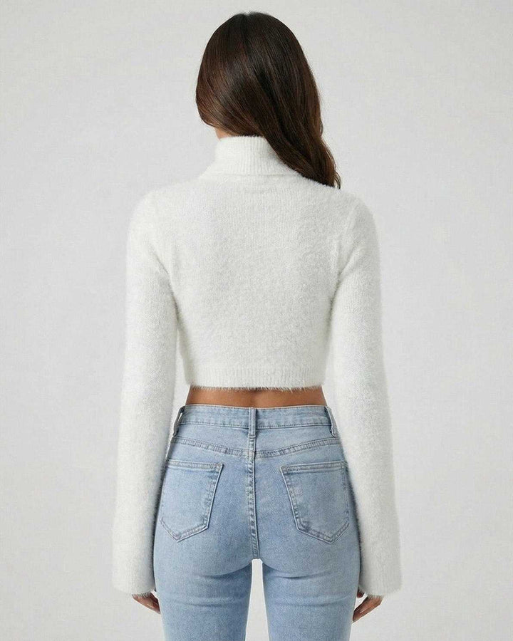 Cómodo suéter de punto blanco de cuello alto para mujer, manga larga, perfecto para capas en otoño e invierno.