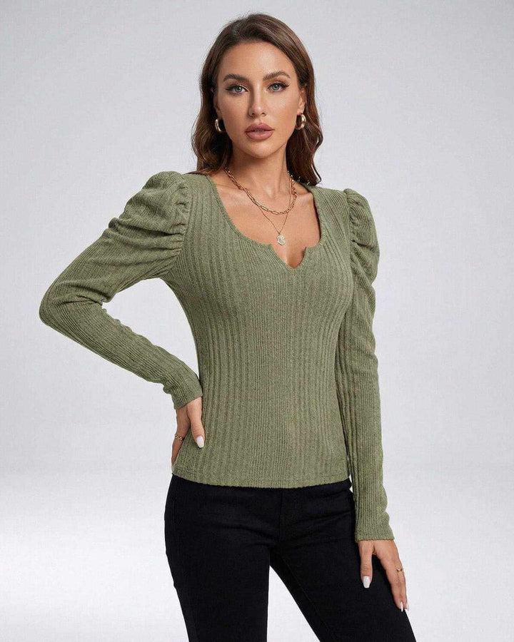 Suéter acanalado elegante para mujer, ideal para oficina o uso casual de otoño e invierno.