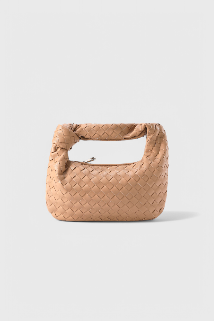 Bolso satchel mujer de cuero vegano tejido, mini y sofisticado. Accesorio compacto ideal para tu look.